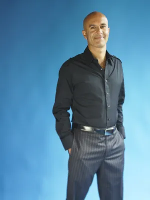 ROBIN SHARMA